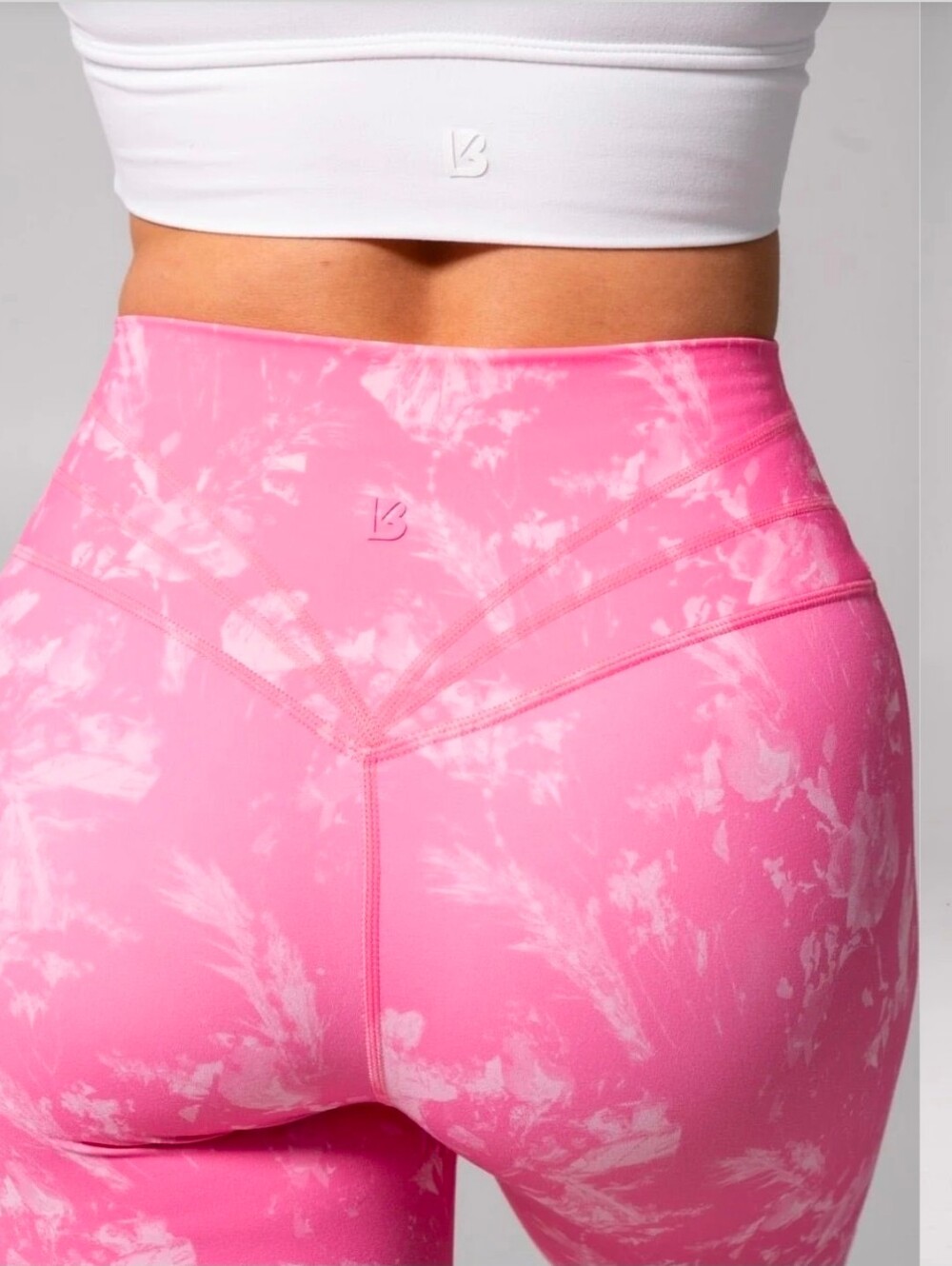 2 Pair New BuffBunny Legacy Leggings Fresh & Essential Print Large - Picture 5 of 16